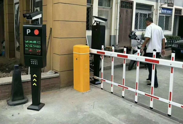 車牌自動識別停車系統工作原理