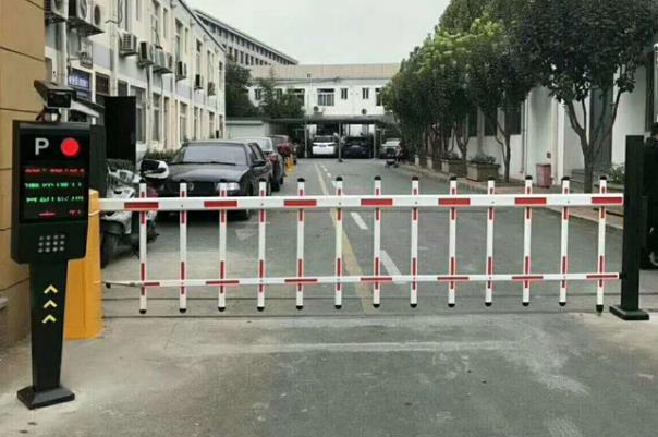車牌識別系統需要定期的檢查維護
