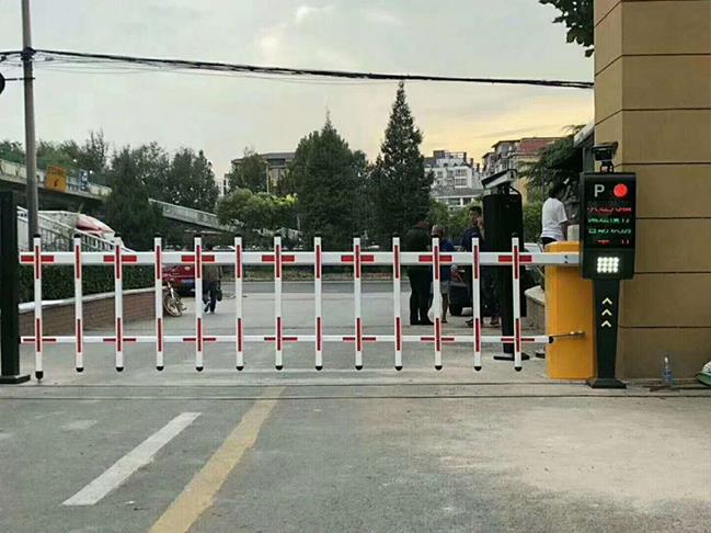 停車場車牌識別系統的選擇問題是什么