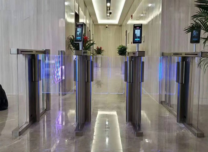 寫字樓無刷速通門的功能特性和應(yīng)用